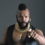BA-Baracus está muy enfadado con Yes Oui Bai porque la camiseta que ha comprado se le ha roto. Sátira e ironía.