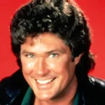 Michael Knight se ríe. Un guiño visual de Yes Oui Bai, diseño gráfico independiente de Bilbao a las afueras.